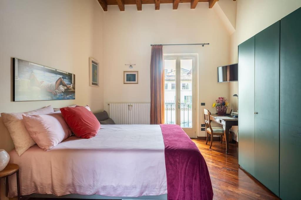 Duomo Apartment เบรเชีย ภายนอก รูปภาพ