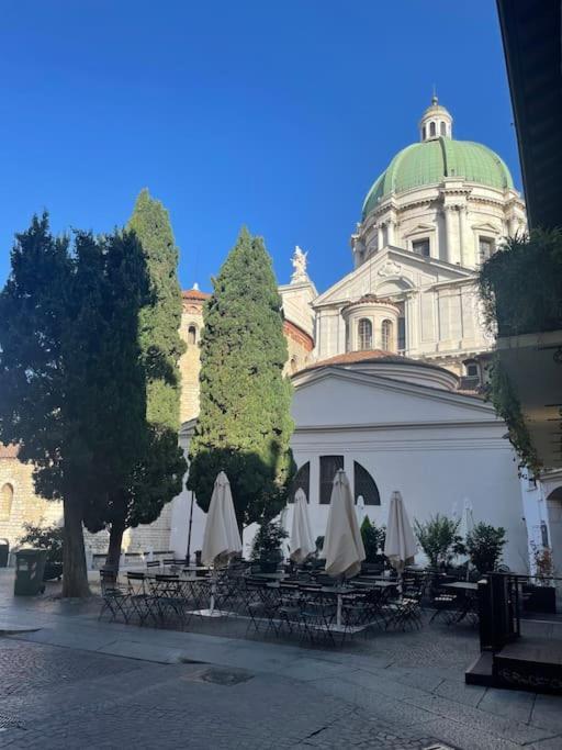 Duomo Apartment เบรเชีย ภายนอก รูปภาพ