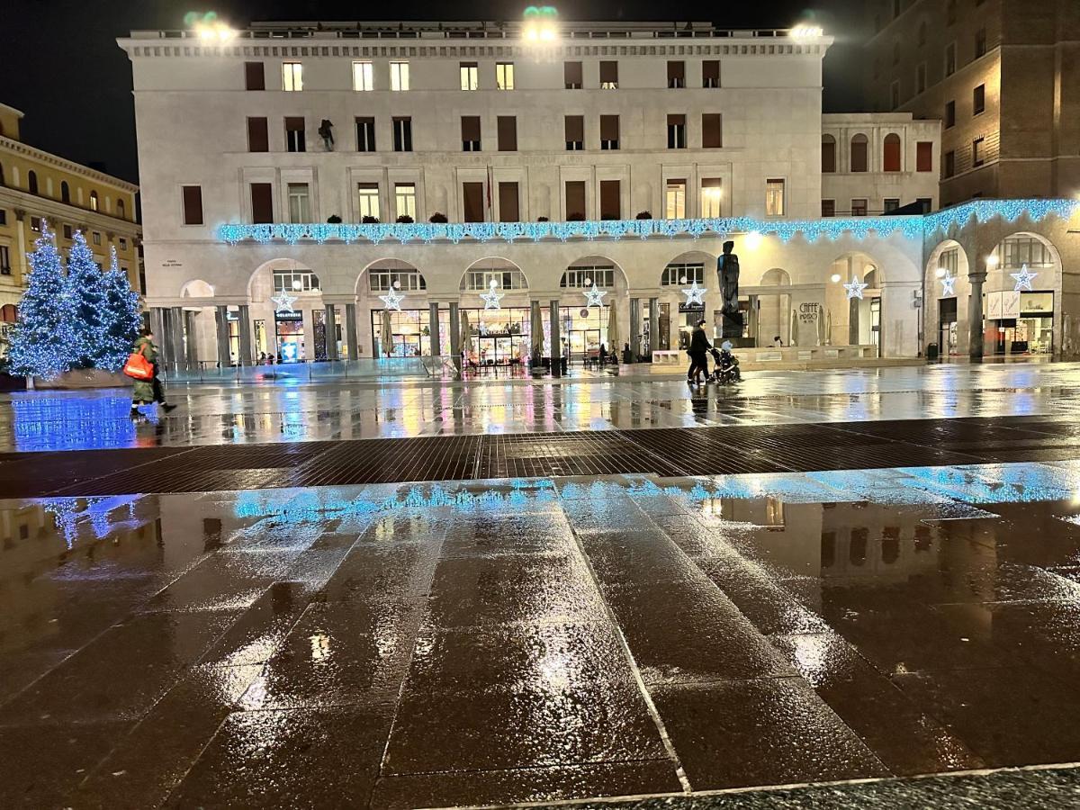 Duomo Apartment เบรเชีย ภายนอก รูปภาพ